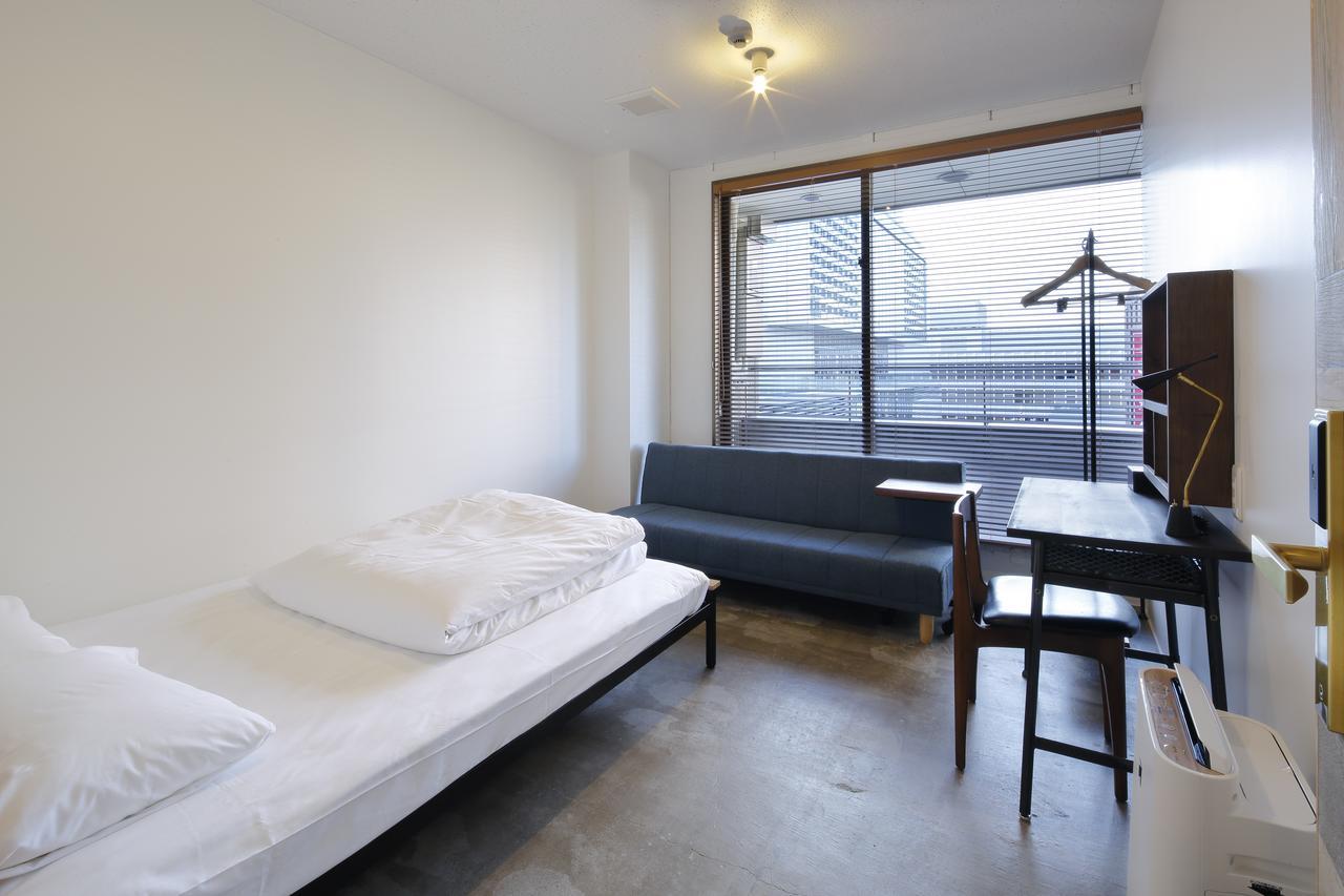 Goen Lounge And Stay Hirakata Exteriör bild