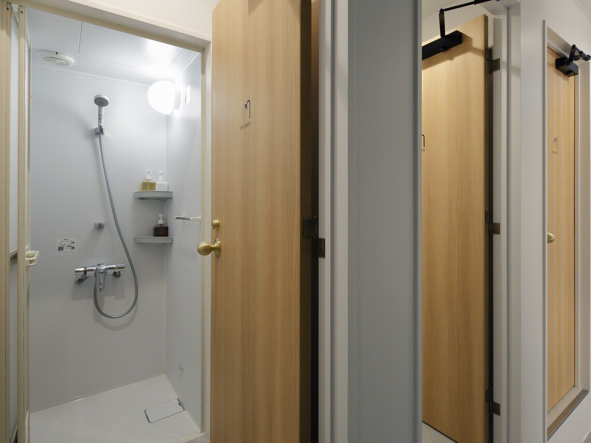 Goen Lounge And Stay Hirakata Exteriör bild